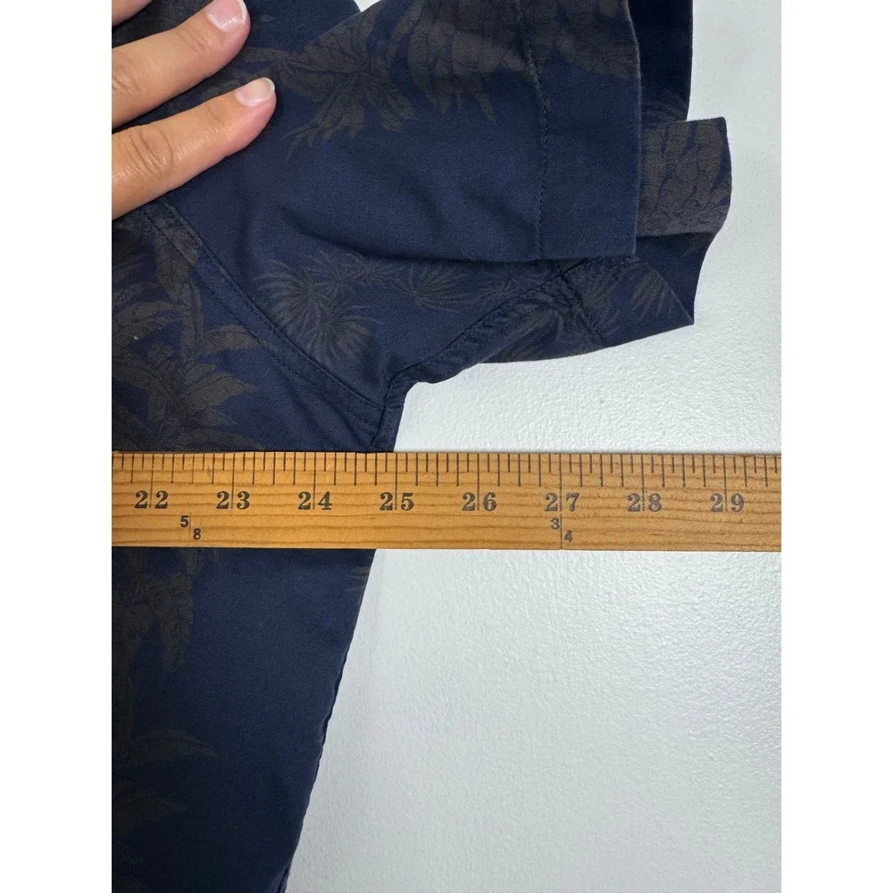 Levis embrace relaxed
